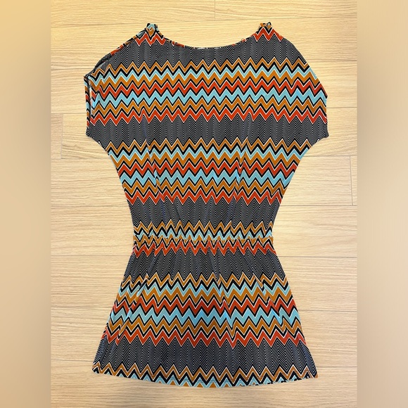 EUC! VERONICA M Womens Dress sz sm, open shoulders, flattering forgiving waist - Picture 1 of 9